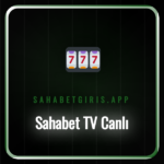 Sahabet TV Canlı yayın ekranında futbol maçı izleyen bir taraftar